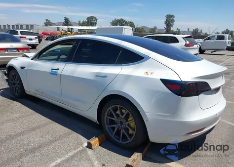 2019 Tesla Model 3 Long Range/Mid Range/Standard Range/Standard Range Plus из США, поврежденный, VIN 5YJ3E1EA8KF309791